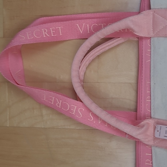 NWT Victoria Secret 2n1 insulated bag and tote bag - Picture 4 of 8